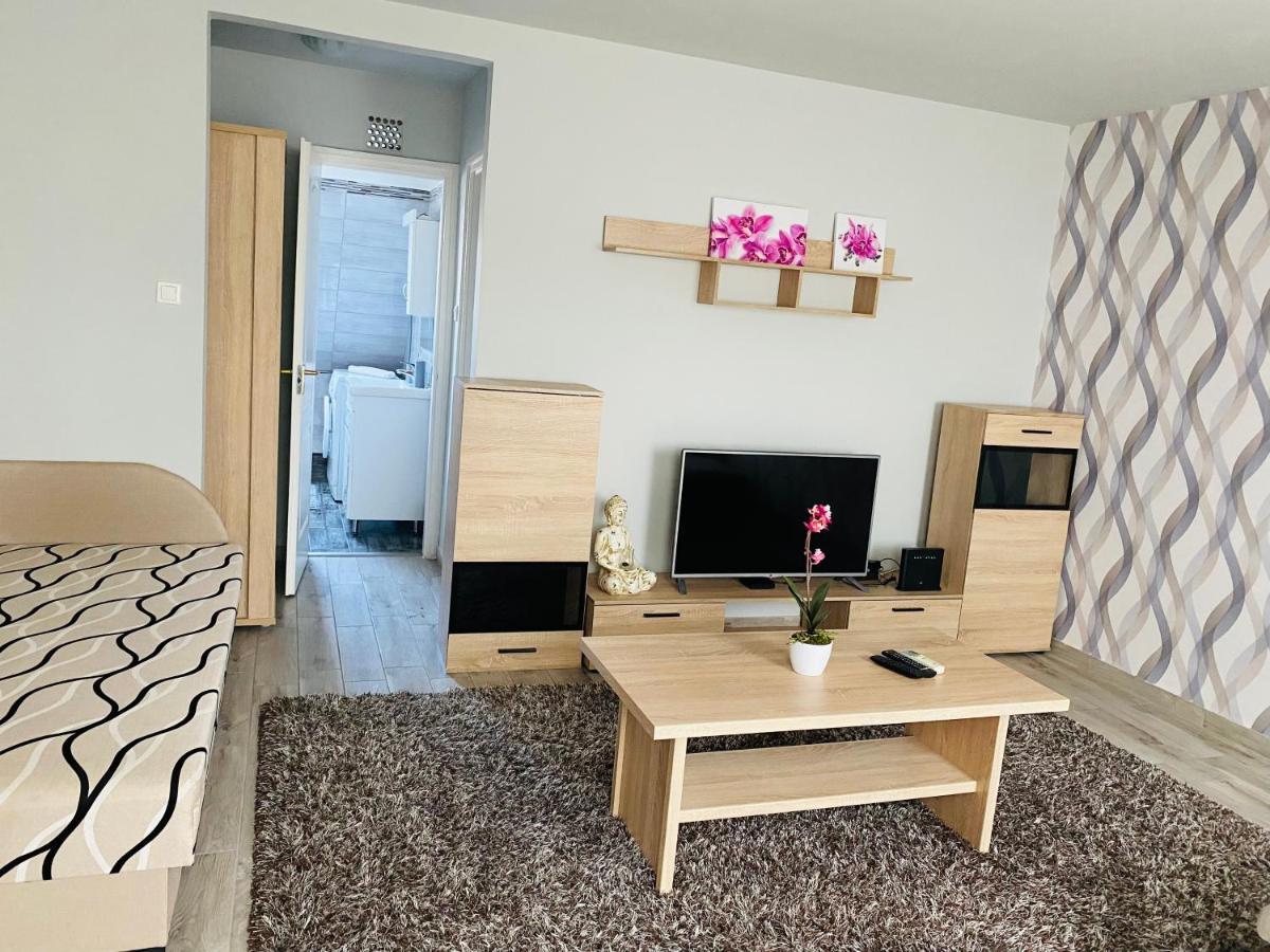 Apartamento Tamara Apartman Hajdúszoboszló Exterior foto